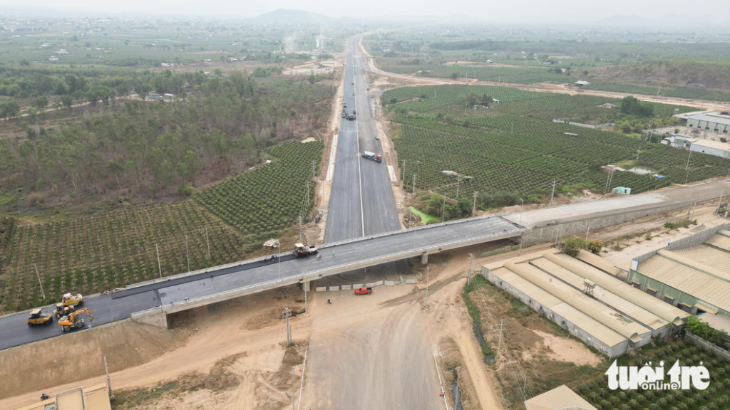 tiến độ cao tốc dầu giây phan thiết 2023