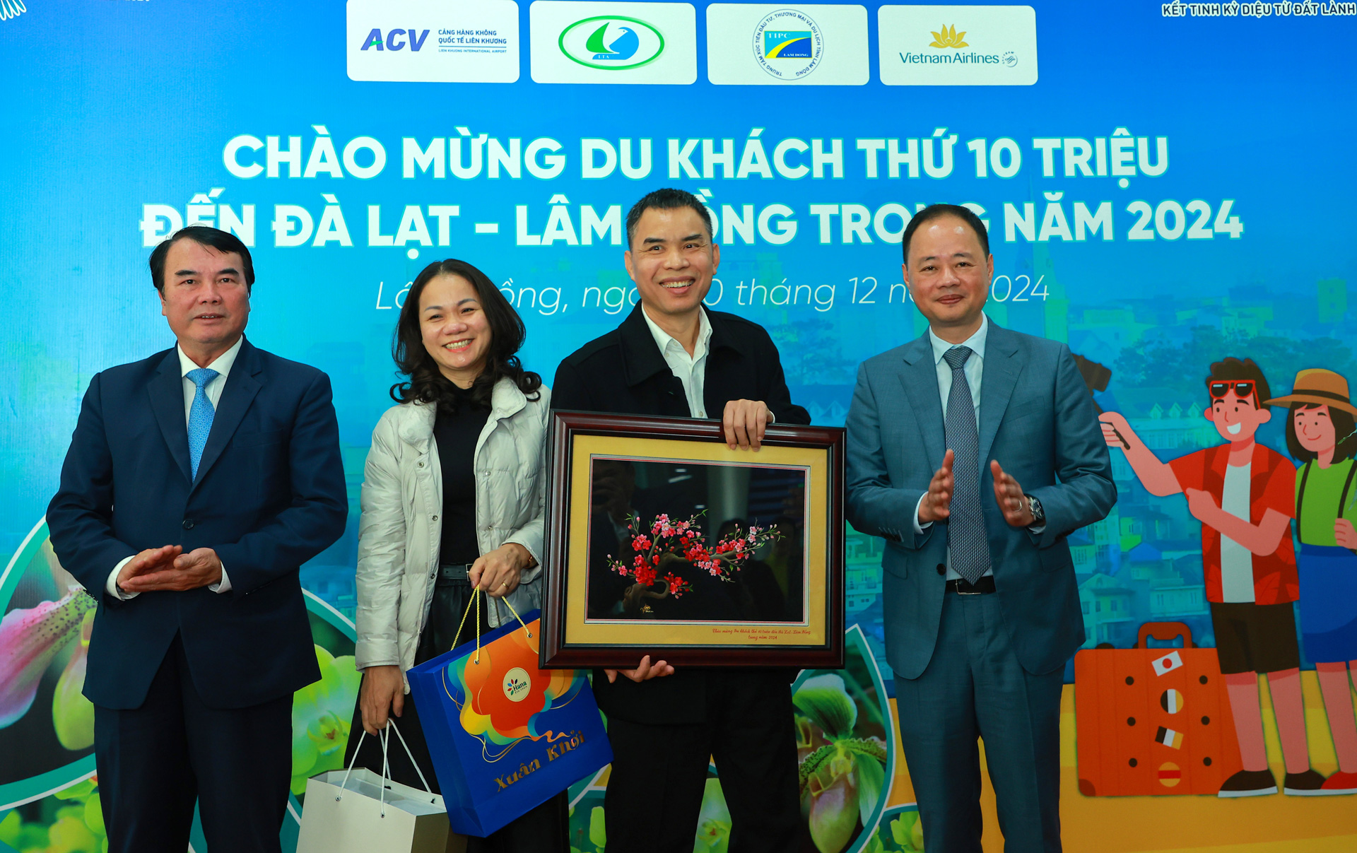 lâm đồng đón lượt khách thứ 10 triệu trong năm 2024