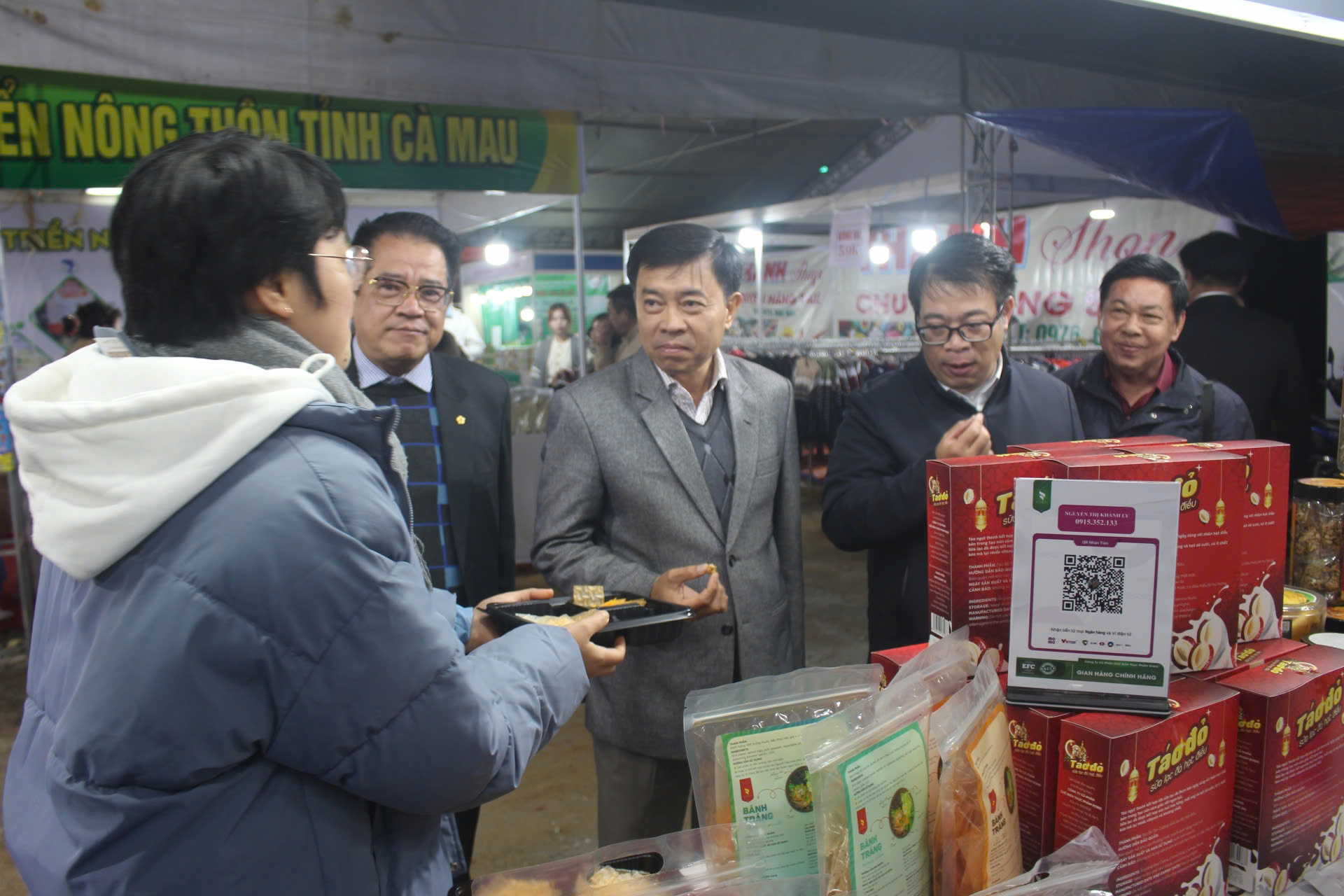 Trưng bày, triển lãm và xúc tiến thương mại sản phẩm OCOP 2024