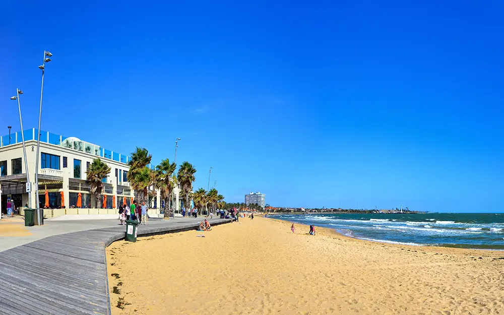 Bãi Biển St Kilda (St Kilda Beach) ở Melbourne