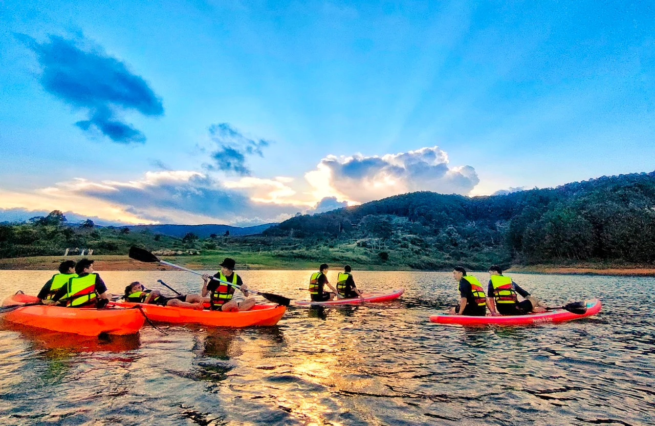 chèo sup đà lạt