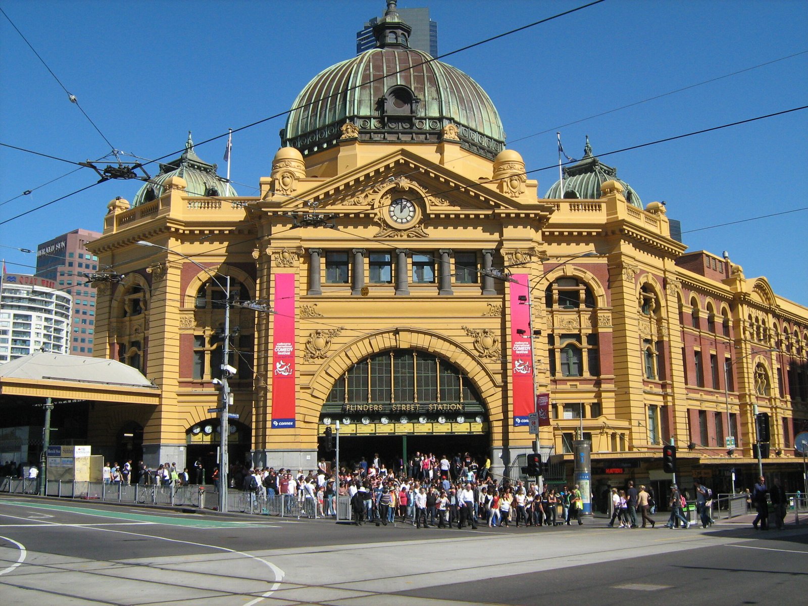 nha-ga-flinders-railway-station-melbourne (2) top điểm tham quan ở melbourne