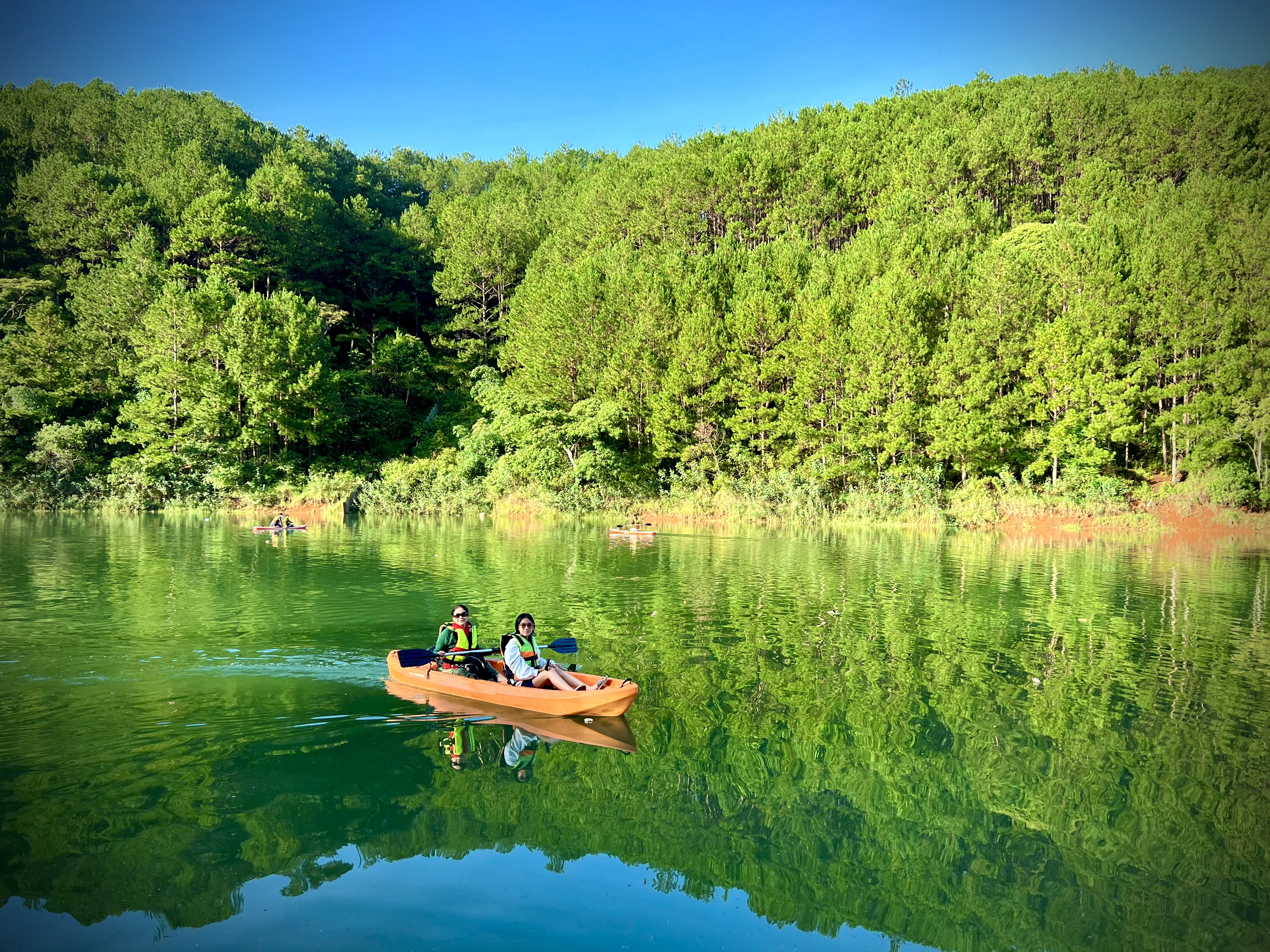 tour chèo sup đà lạt