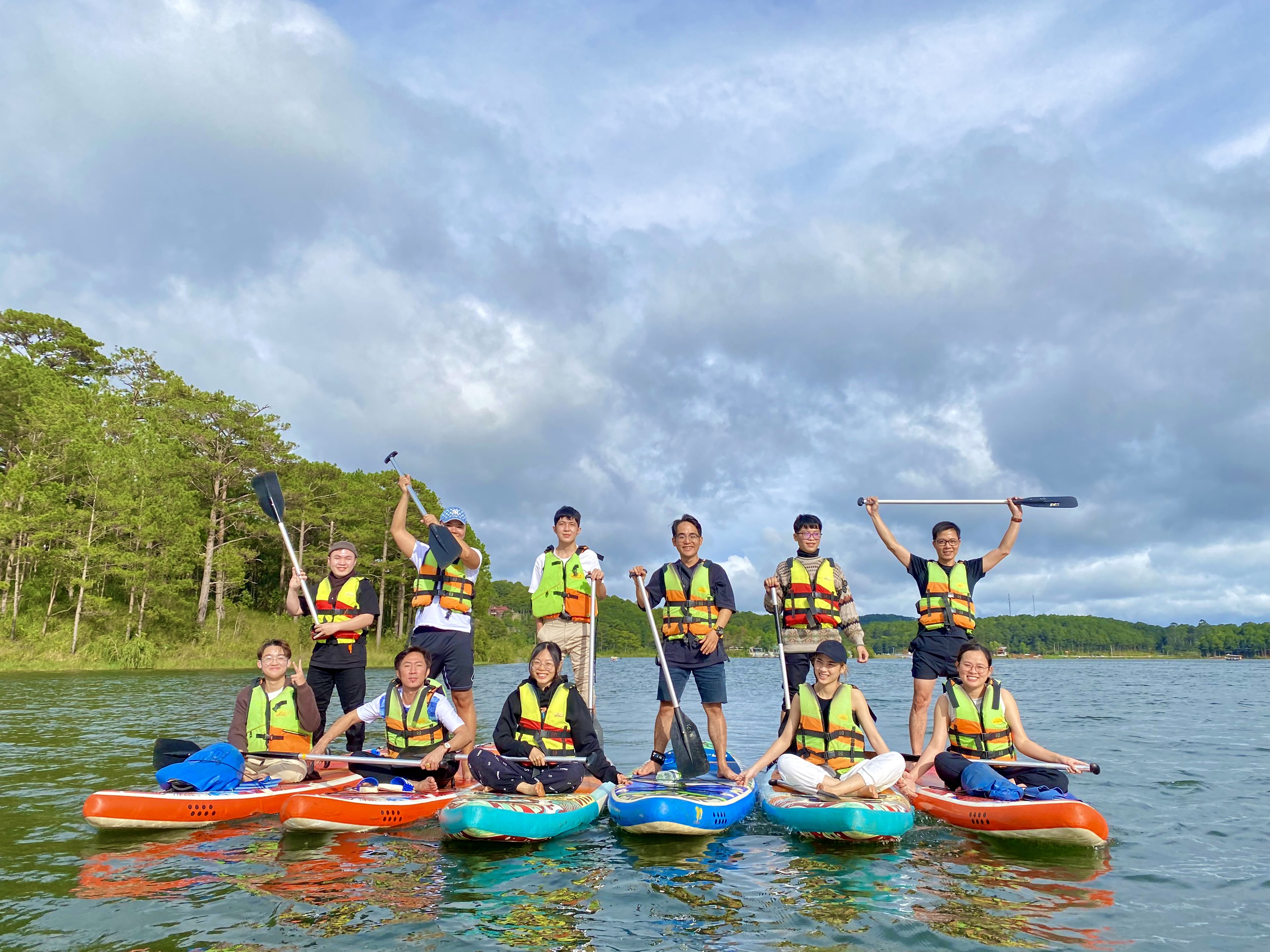 tour chèo sup hồ tuyền lâm