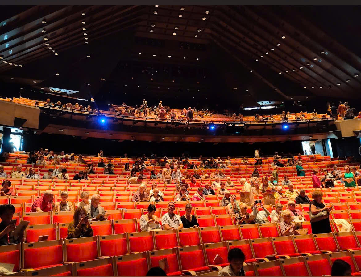 bên trong nhà hát opera sydney house