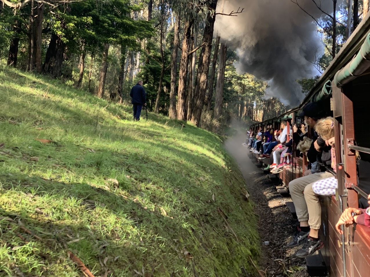 tàu lửa puffing billy ở dandenong ranges