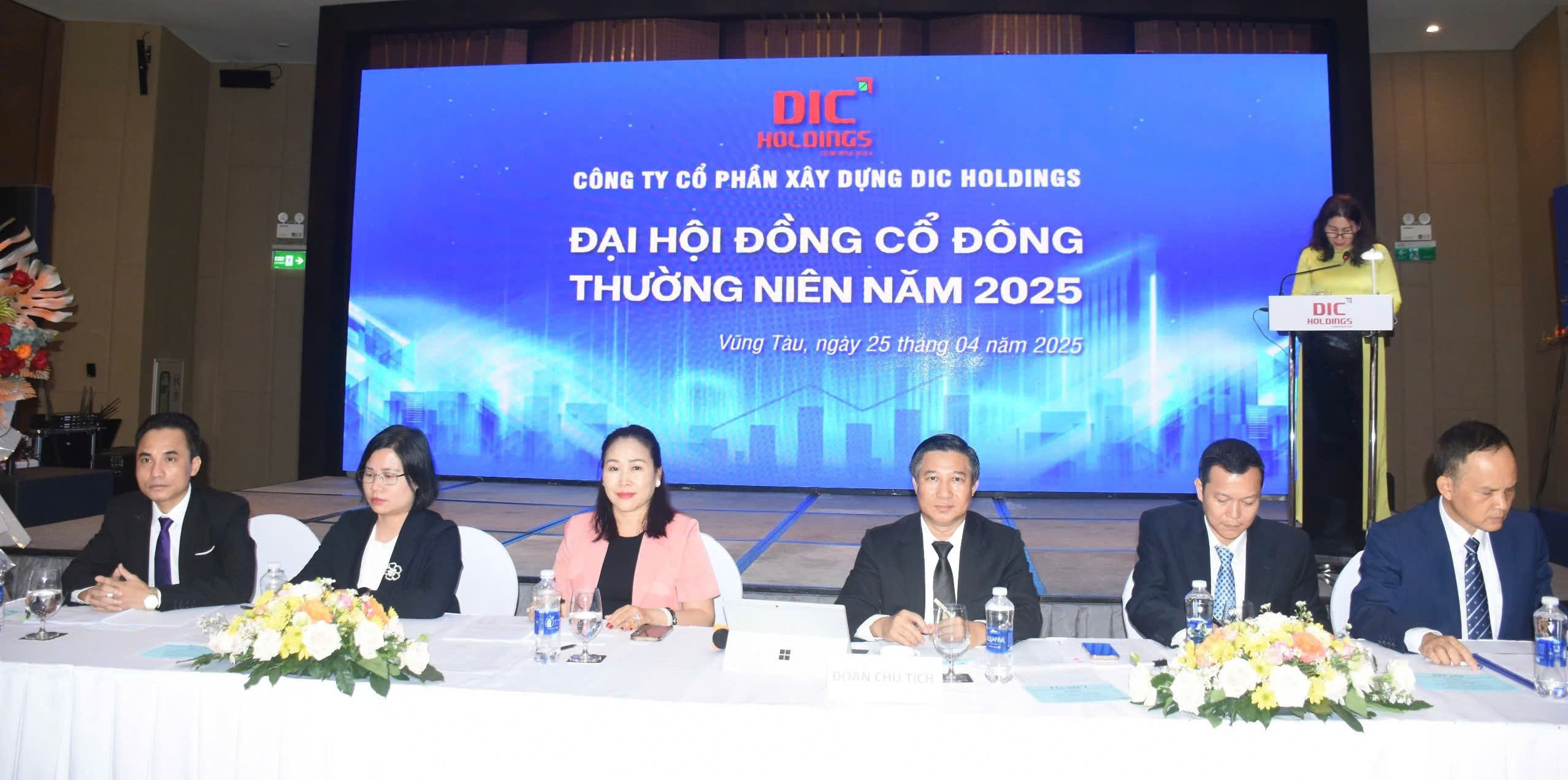 DIC Holdings thay đổi thương hiệu thành DICERA Holdings (DC4)