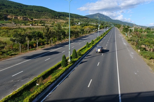 day-nhanh-tien-do-cao-toc-bao-loc-lien-khuong-2025 (1) tiến độ cao tốc bảo lộc liên khương