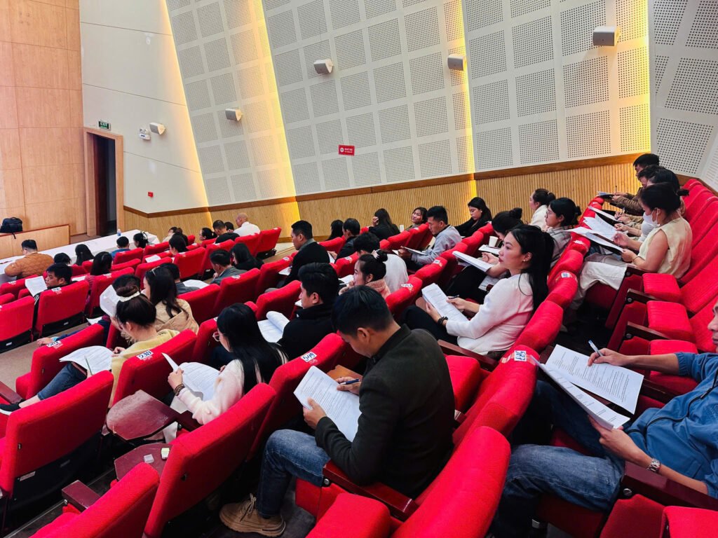 Thi-chung-chi-moi-gioi-BDS-Lam-Dong (4) kỳ thi sát hạch chứng chỉ môi giới bds Lâm đồng