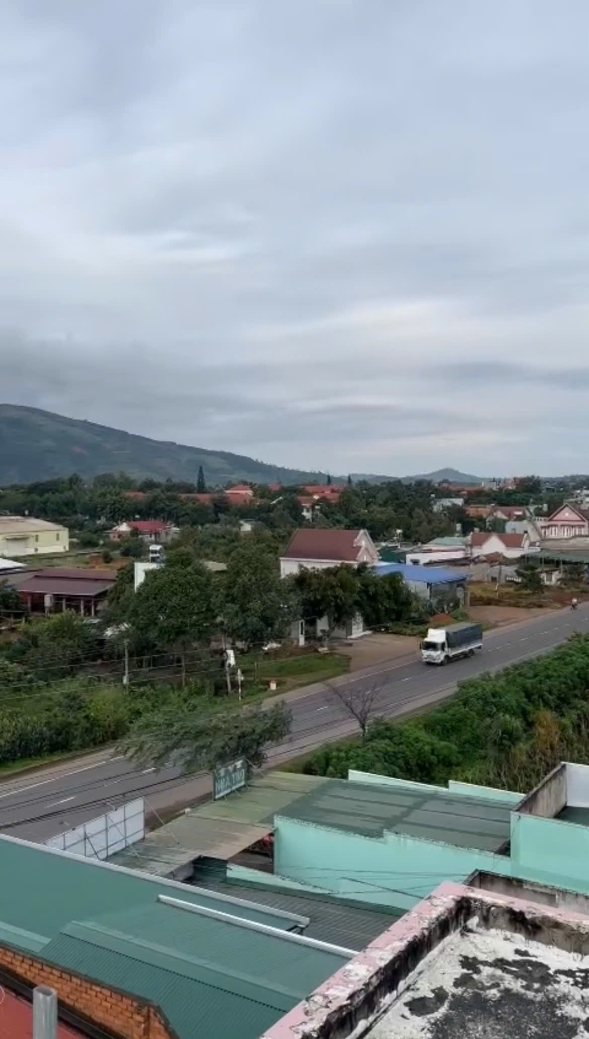 bán nhà mặt tiền quốc lộ 20 di linh lâm đồng