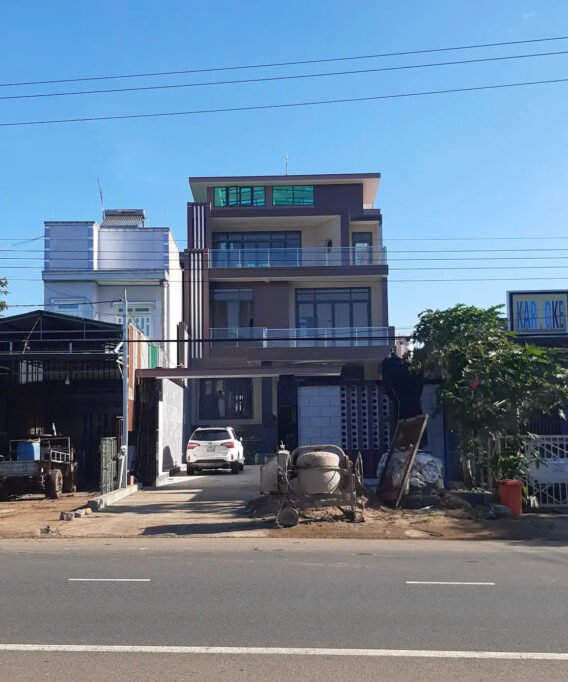 bán nhà mặt tiền quốc lộ 20 di linh lâm đồng